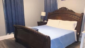 3 bedrooms, iron/ironing board, free WiFi, bed sheets