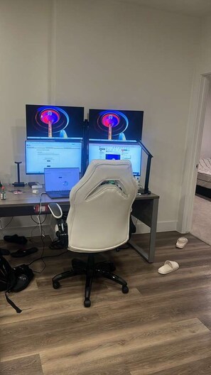 Business centre - Cozy 1-bedroom apartment with AC in perfect Carrollton (Carrollton)