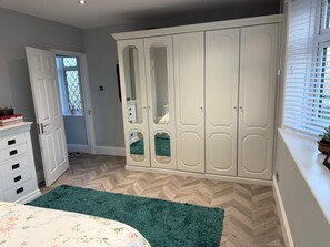 2 Schlafzimmer, kostenloses WLAN, Bettwäsche