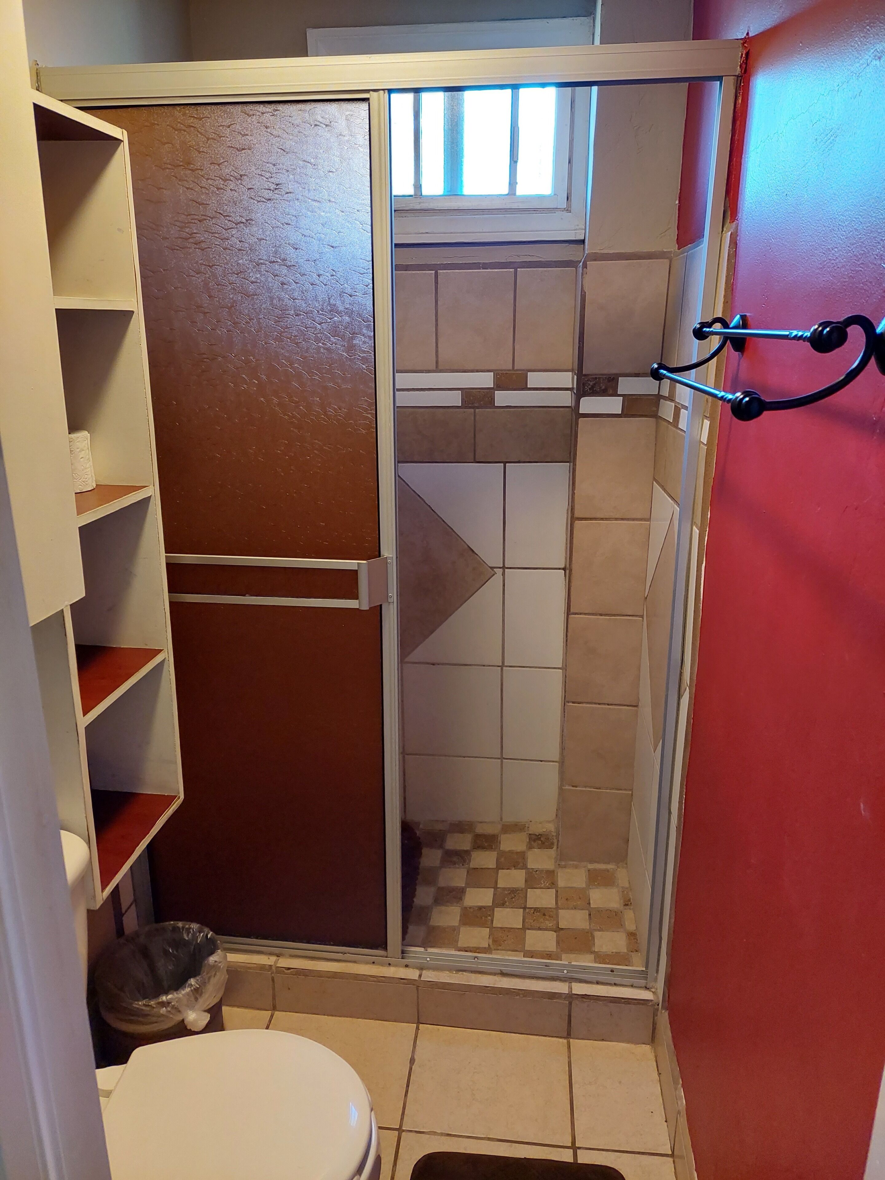 Shower, towels, soap, shampoo