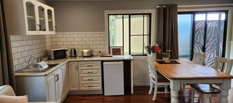 Hillside Hideaway - your base for the region