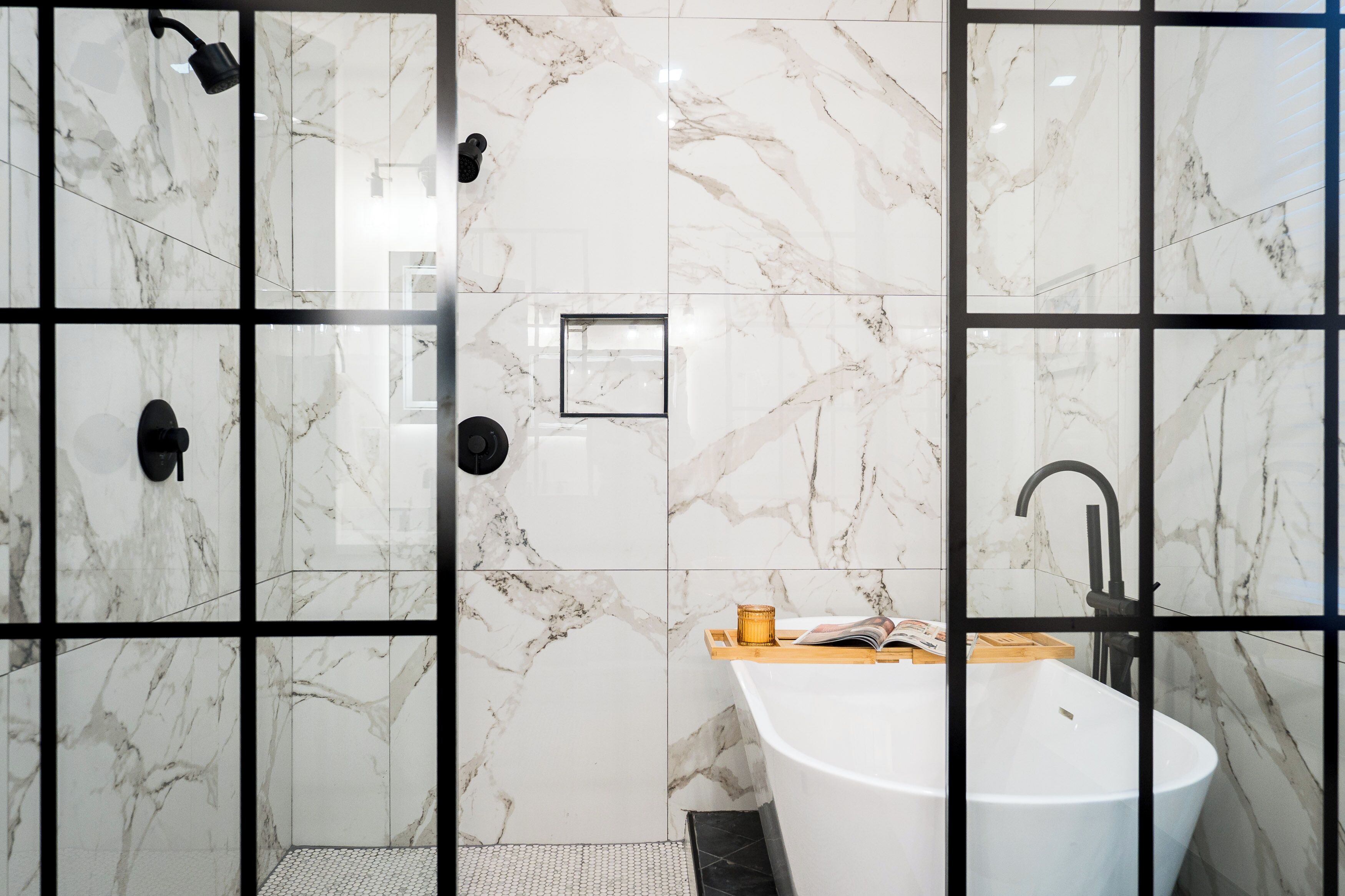 Luxury House, 5 Bedrooms, Non Smoking, Pets allowed | Bathroom | Towels, soap, shampoo, toilet paper