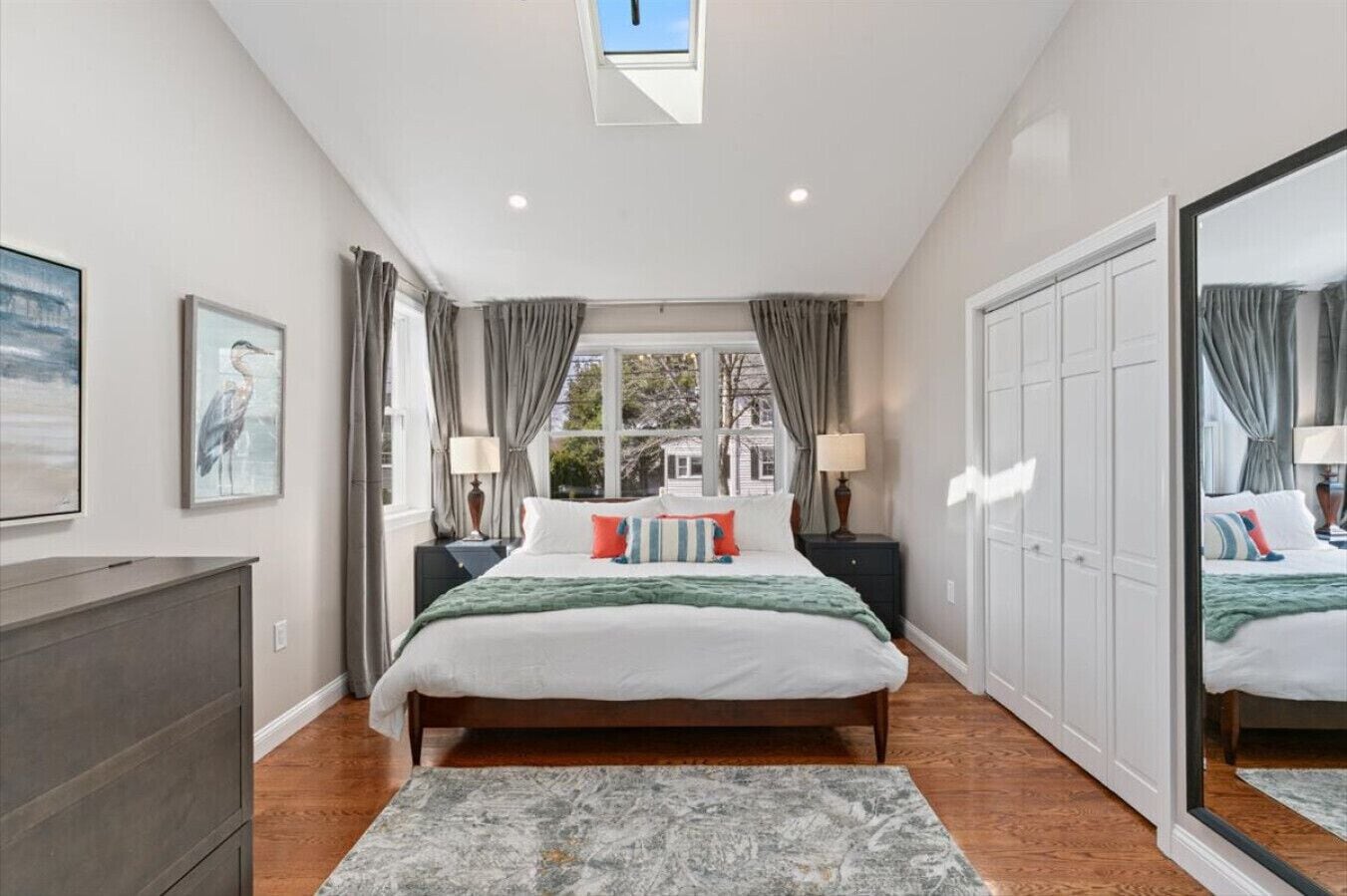 5 bedrooms