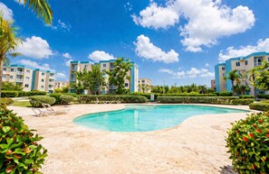 Pool - Beach-Style Apartment- Serena Village Punta Cana (Punta Cana)