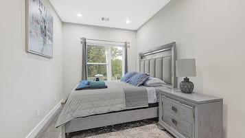 Deluxe House, 3 Bedrooms, Non Smoking