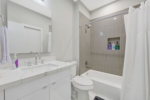 Deluxe-Haus, 3 Schlafzimmer, Nichtraucher | Badezimmer