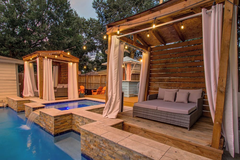 Empress Cabana Spa Bliss
