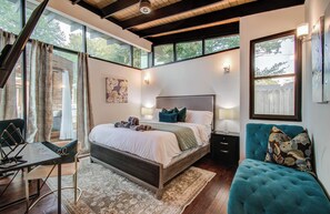 Room - 5119 West Bellfort (Houston)