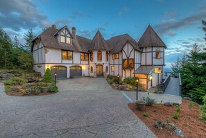 Exterior - Nigh Hawk (Eastsound)