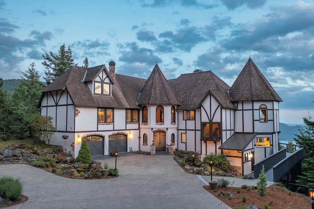 Chalet luxueux, animaux de compagnie acceptés, vue sur la montagne