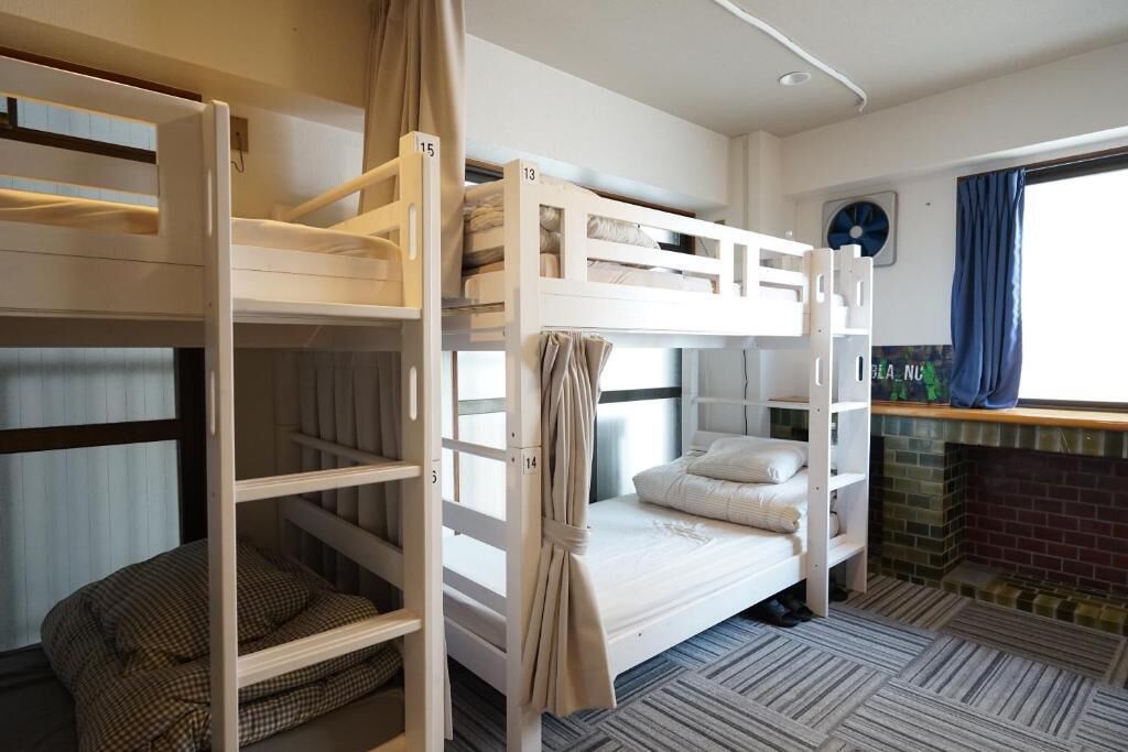 Dormitório compartilhado, em dormitório misto, para não fumantes, vista para o rio