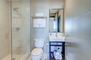 Quarto luxo | Banheiro