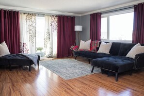 Living area - Little Skogg Homestead, near Jasper National Park (Hinton)