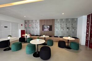 Apartamento básico | Opções para refeição