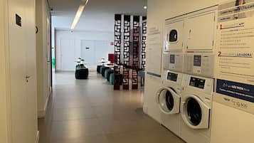 Basic Apartment | Interior