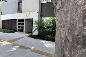 Basic Apartment | Property grounds - Clementino 512 (São Paulo)