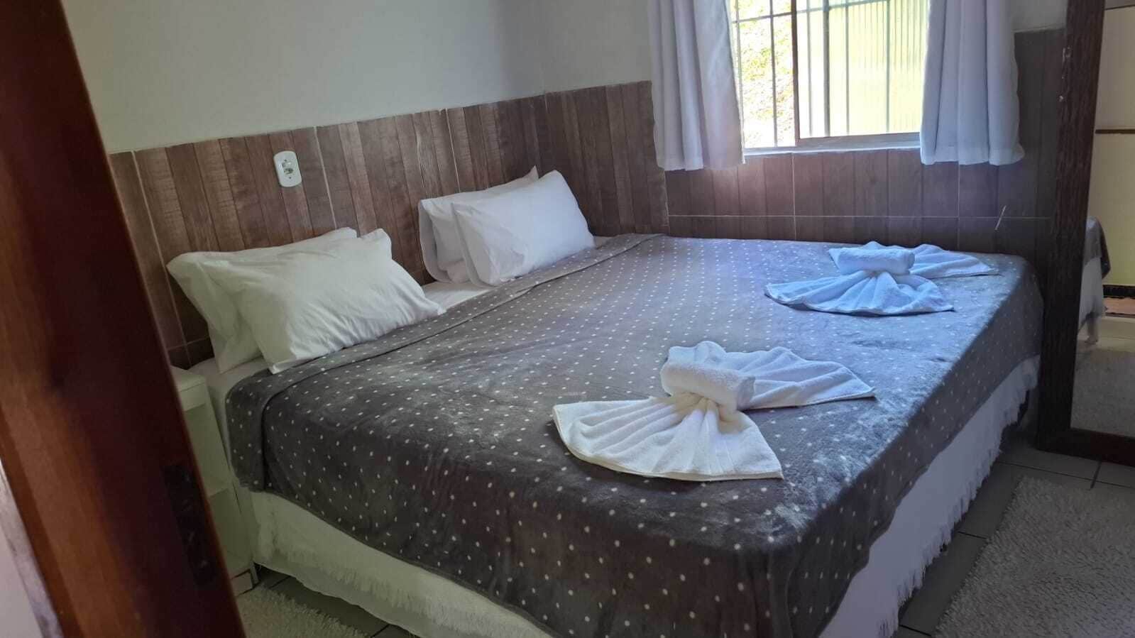 3 quartos, ferros/tábuas de passar roupa, Wi-Fi de cortesia