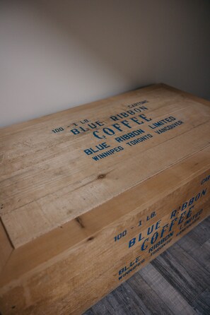 Miscellaneous - Charming Bed & Breakfast! 1 (Estevan)