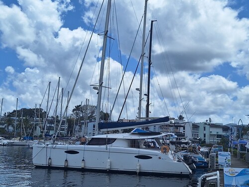 Shared catamaran anchored in anse mitan bay at trois ilets