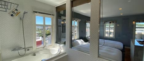 Condo, sacada, vista para o oceano | Banheiro