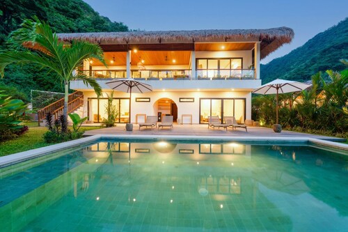 Elevated Ocean View Villa w/Private Pool in Amed