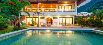 Elevated Ocean View Villa w/Private Pool in Amed