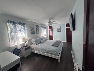 Charming 2-bedroom house in beautiful Lewellen. Minutes away from Lake Mac!