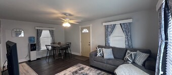 Charming 2-bedroom house in beautiful Lewellen. Minutes away from Lake Mac!