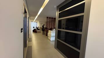 Apartemen Basic | Lobi