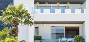 Exterior - OasiSole-Suite with Terrace and Pool (Lido di Iesolo)