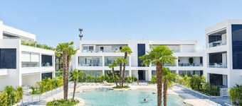 OasiSole-Suite with Terrace and Pool