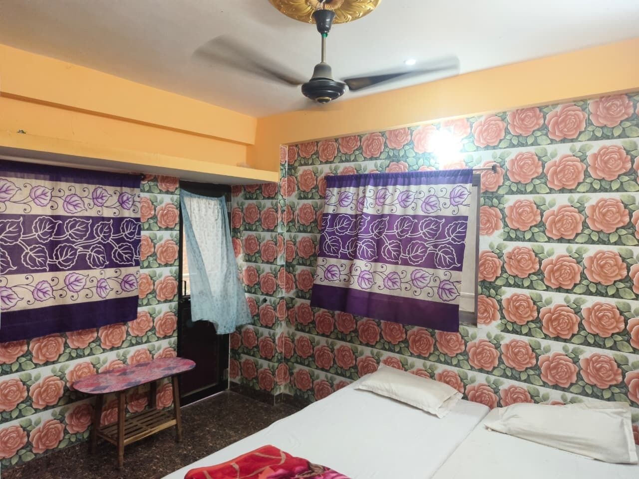 Comfort-dobbeltværelse - 2 enkeltsenge - balkon - byudsigt