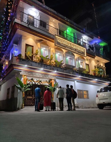 MONIKA MANSION BODHGAYA