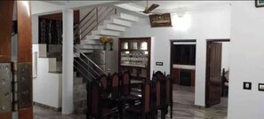 Dining - Kidangoor Holyday Homes  Punnathura EAST Kottayam Kerala 686583 (Punnathura East)