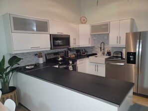 Private kitchen - Par3 at Beach Village, Palmas Del Mar (Palmas del Mar)