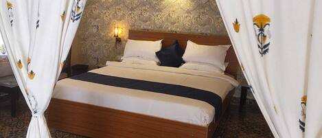 In-room safe, desk, laptop workspace, blackout curtains
