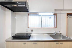 Comfort-lejlighed - ikke-ryger (305) | Privat køkken | Spisebord