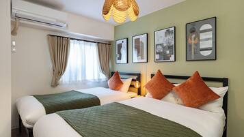 Blackout curtains, iron/ironing board, free WiFi