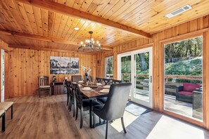 Dining - Wildflower Ridge, Near Yosemite & Bass Lake (Oakhurst)