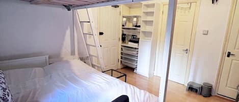 1 bedroom, iron/ironing board, bed sheets