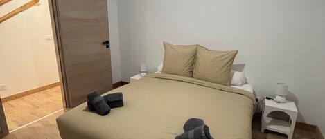 2 bedrooms, free WiFi, bed sheets