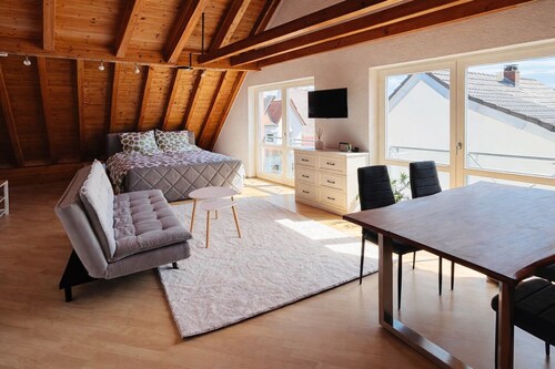  1-bedroom apartment in nice Teningen with AC next to A5 and Europa-Park Rust