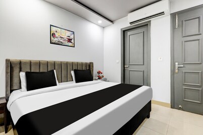 Saver Doublebella's Residency