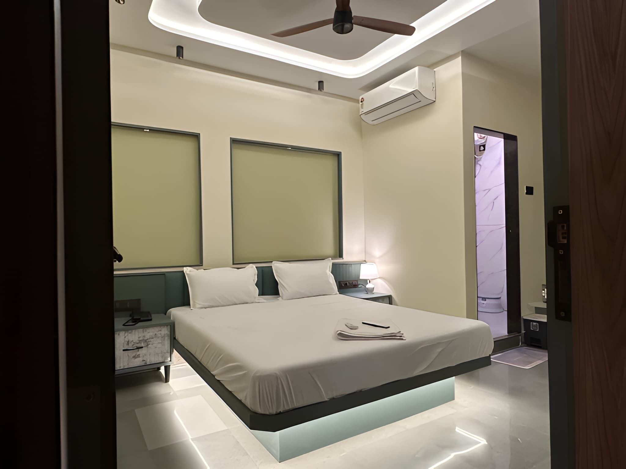 デラックス ダブルルーム