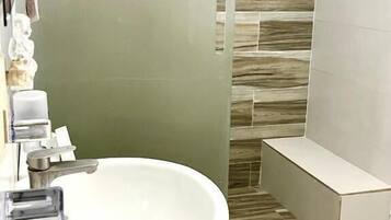 Shower, towels