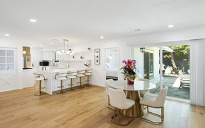 Dining - Spacious 4-bedroom house in the Heart of Westminster (Westminster)