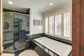 Hair dryer, towels