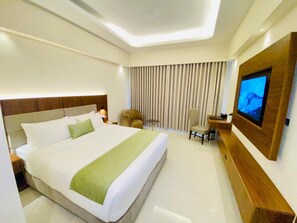Superior Double Room, City View | Free WiFi - The Royal Palace Uttara (Dhaka)