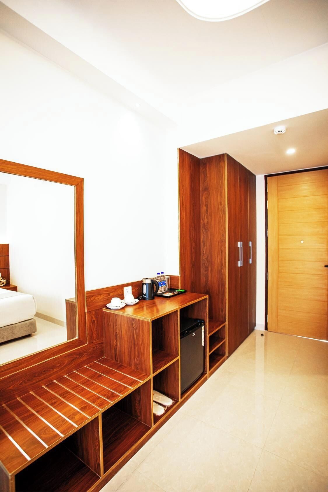 Deluxe Twin Room, City View | Minibar, free WiFi, bed sheets