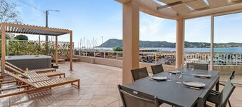 Villa Les 2 Sœurs, jacuzzi, plage, parking privé,  Climatisé pour 8 pers